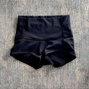 Lululemon black shorts